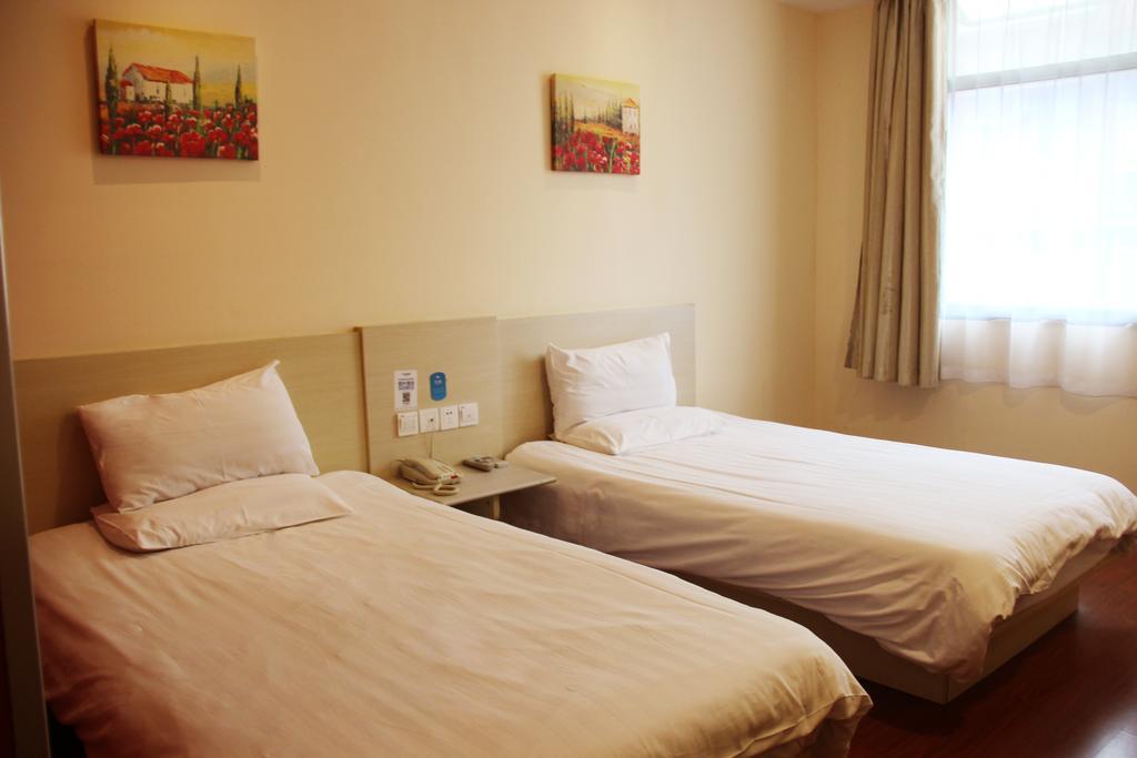 Hanting Express Shenyang Longemont Square Ruang foto